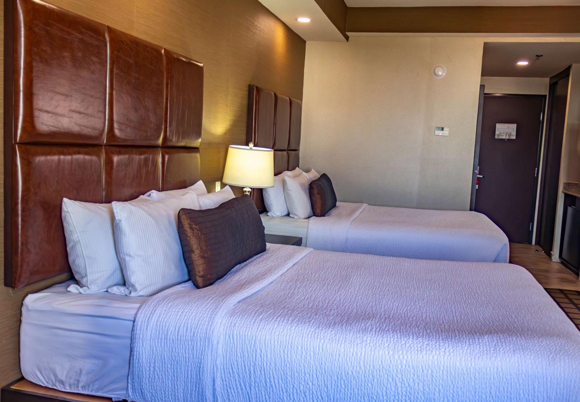 Best Western Premier Monterrey Aeropuerto Esterno foto A room at the hotel